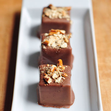 Copycat-recipe-chocolatedipped-beer-marshmallows-139899_rect540