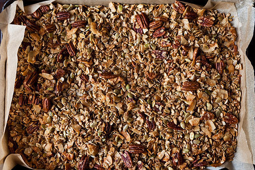 15831_nekisia_davis_olive_oil_and_maple_granola