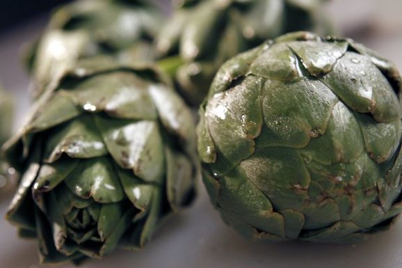 Lat-la-fo-artichoke-la0008347732-20130220