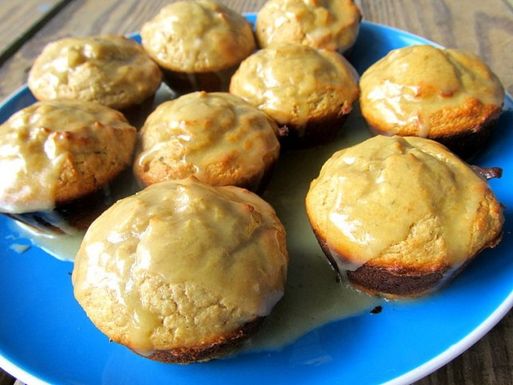 Lemon-olive-oil-lemon-olive-oil-muffins-640x480
