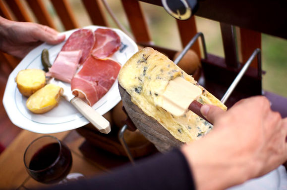 Raclette-cheese-serving-2