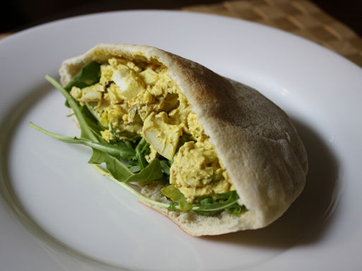20100924_curriedeggsalad