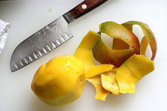 Mango_perrysplate