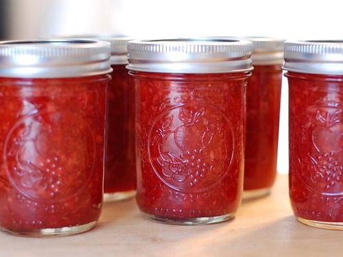 20130613-preserved-perfect-strawberry-jam-primary-thumb-500xauto-332864