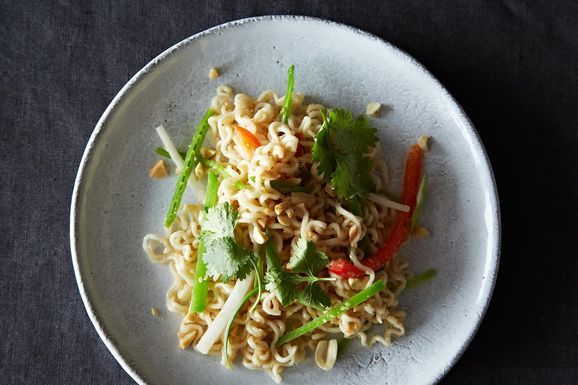 2013-0903_genius_sesame-noodles-399