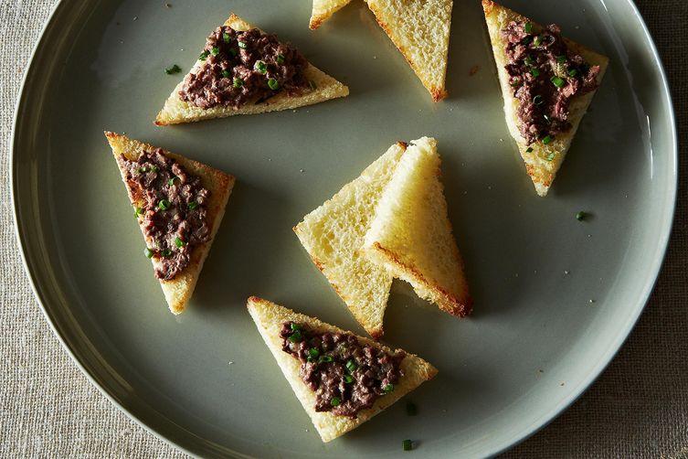 2013-1001_nicholas-chicken-liver-mousse-006