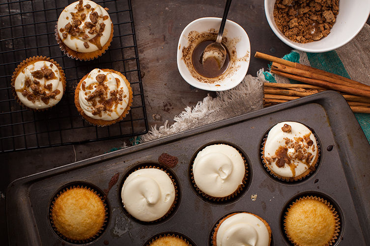 Cupcake_cinnamonbun_small