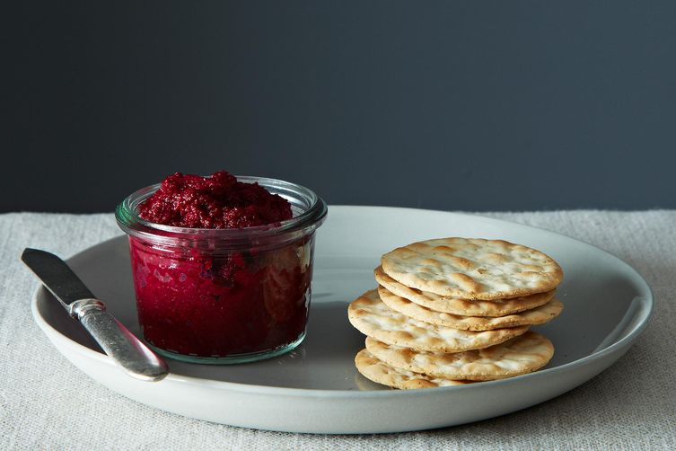 2013-1029_nicholas_beet-hummus-005