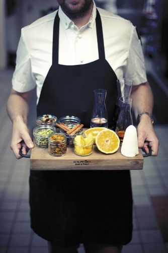 Mulled-scottgordonble_opt1-366x550