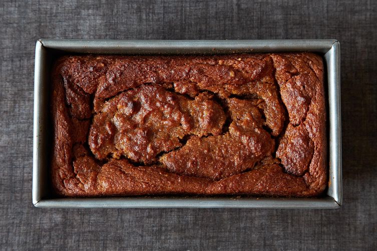 2013-1126_jenny_pumpkin-bread-007
