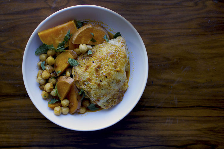 Ckn_w_chickpeas_f52