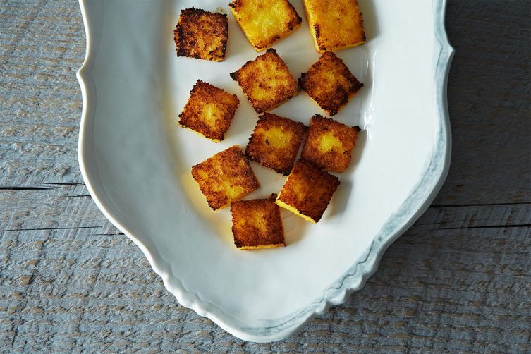 2014-0121_clara_polenta-cakes-001