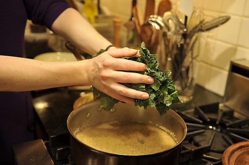 One Pot Kale and Quinoa Pilaf