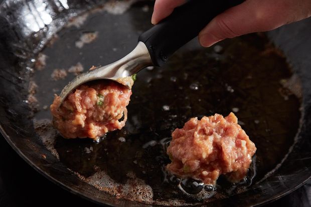 Shanghainese Lion's Head Meatballs