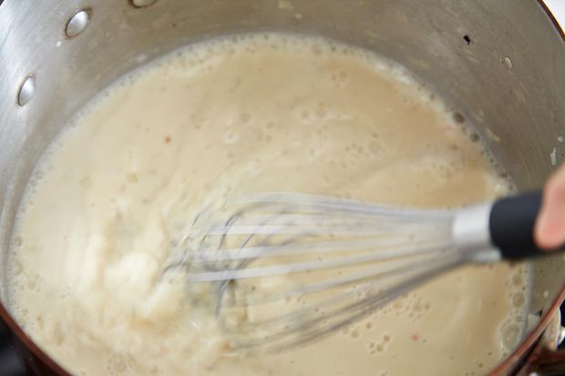 Mussels Dijonnaise (Steamed Mussels with Mustard Sauce)