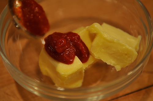 Grilled (or Broiled) Oysters with a Sriracha Lime Butter