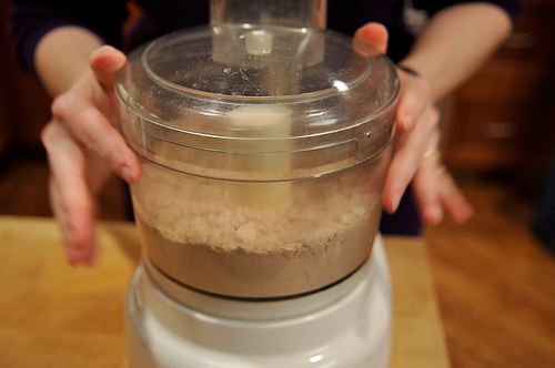 Oaxacan Cinnamon Chocolate Macaroons