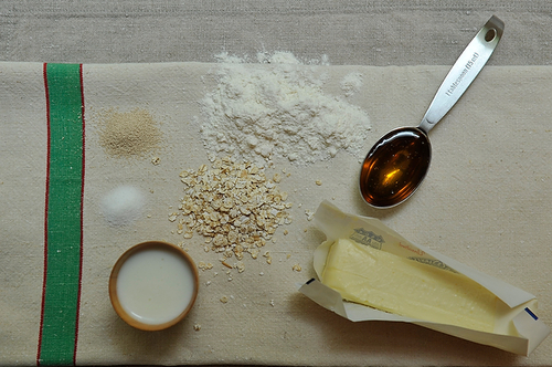 Buttermilk Oatmeal Bread