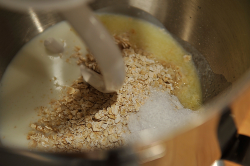 Buttermilk Oatmeal Bread