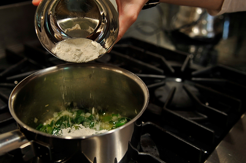 Seared Scallops with Spring Onion and Tarragon Cream