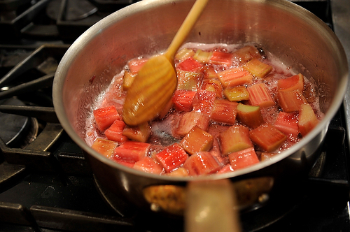 Rhubarb Curd Shortbread