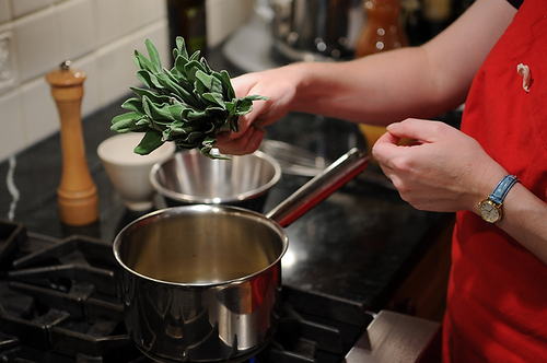 Cider-Sage Gravy