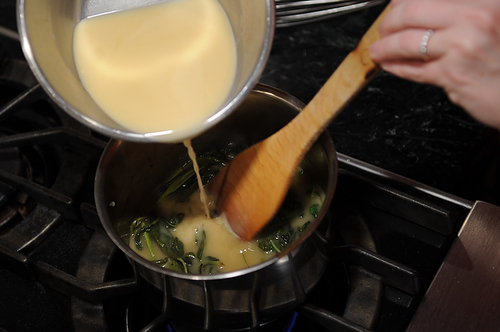 Cider-Sage Gravy