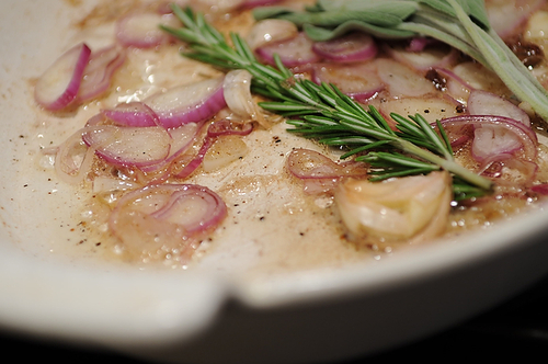 Spatchcocked and Braise-Roasted Chicken