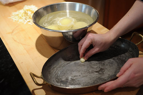 Pommes Dauphinoise (Potatoes au Gratin)