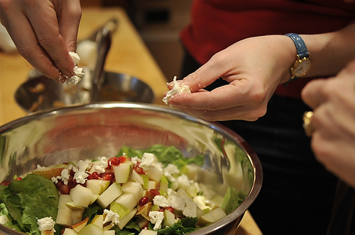 Arugula, Pear and Goat Cheese Salad with Pomegranate Vinaigrette