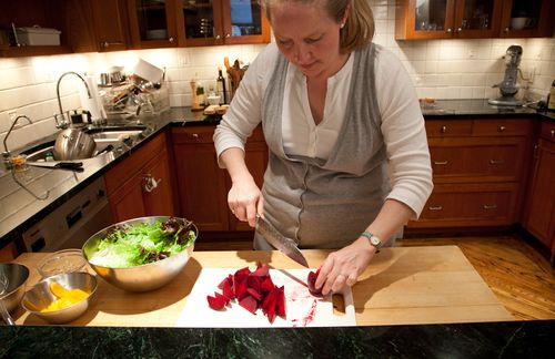 Red Leaf Salad with Roasted Beets, Oranges and Walnuts