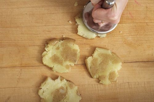 Squashed Potatoes