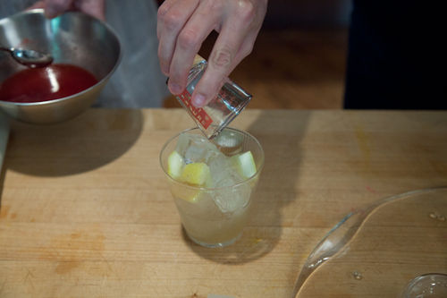 Raspberry Acetosa Mojito