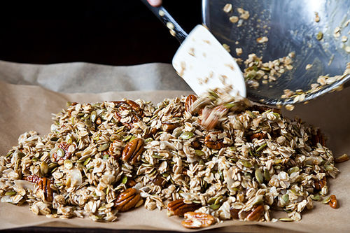 Nekisia Davis' Olive Oil and Maple Granola