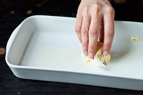 Molly Stevens' Sweet Braised Whole Scallions