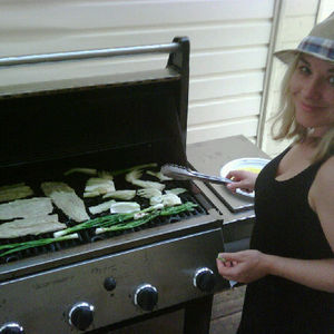 Valarie_grilling_jean_lee