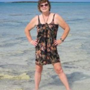 beth.hanback