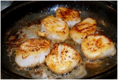 Scallops Sauteed in Browned Butter and White Wine