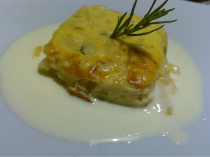 Sour-sweet onion flan