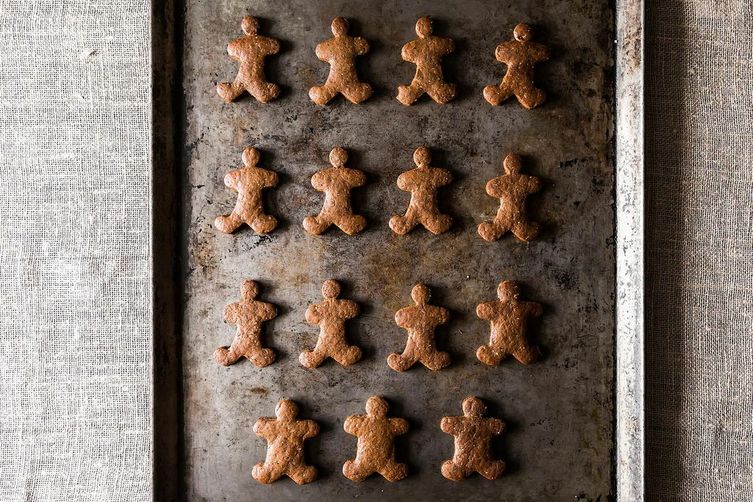 Stress Free Vegan Holiday Gingerbread Cookies