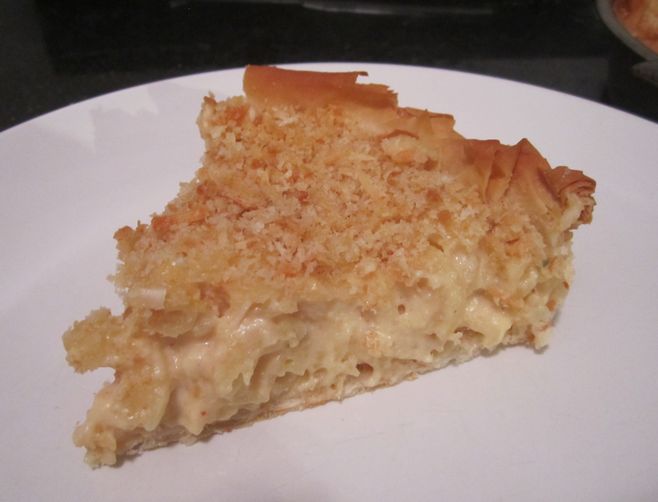 Mac and Cheese Pie