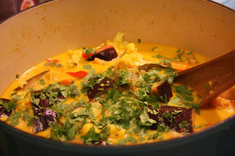Eggplant yellow curry