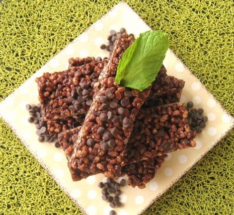 No-Bake Mint Chocolate Chip Bars