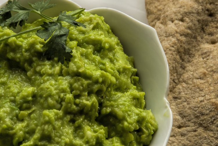 green chickpea hummus
