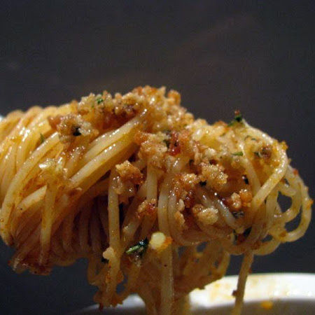 Pasta con Salsa (Spaghettini with Anchovies, Garlic and Breadcrumbs)