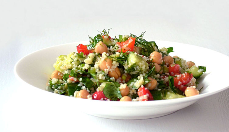 Mediterranean Toasted Quinoa Salad ~ Chickpeas, Roasted Red Peppers & Herbs