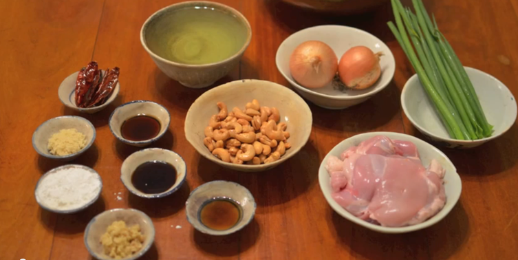 STIR FRY OF CHICKEN AND CASHEW NUTS ( ???????????????????????? ) recipe