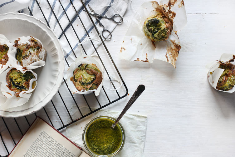 Moufflées - Pesto Soufflé Frittata Muffins