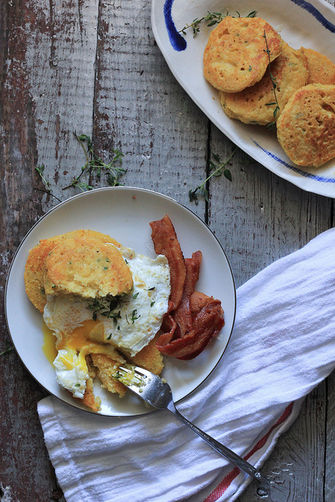 Manchego Thyme Johnny Cakes