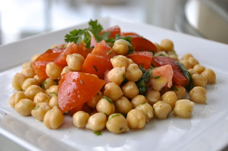 Easy Lime Chickpea Salad